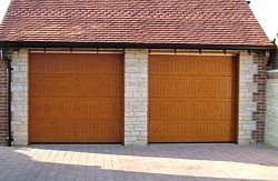 The superb style 405 timber sectional